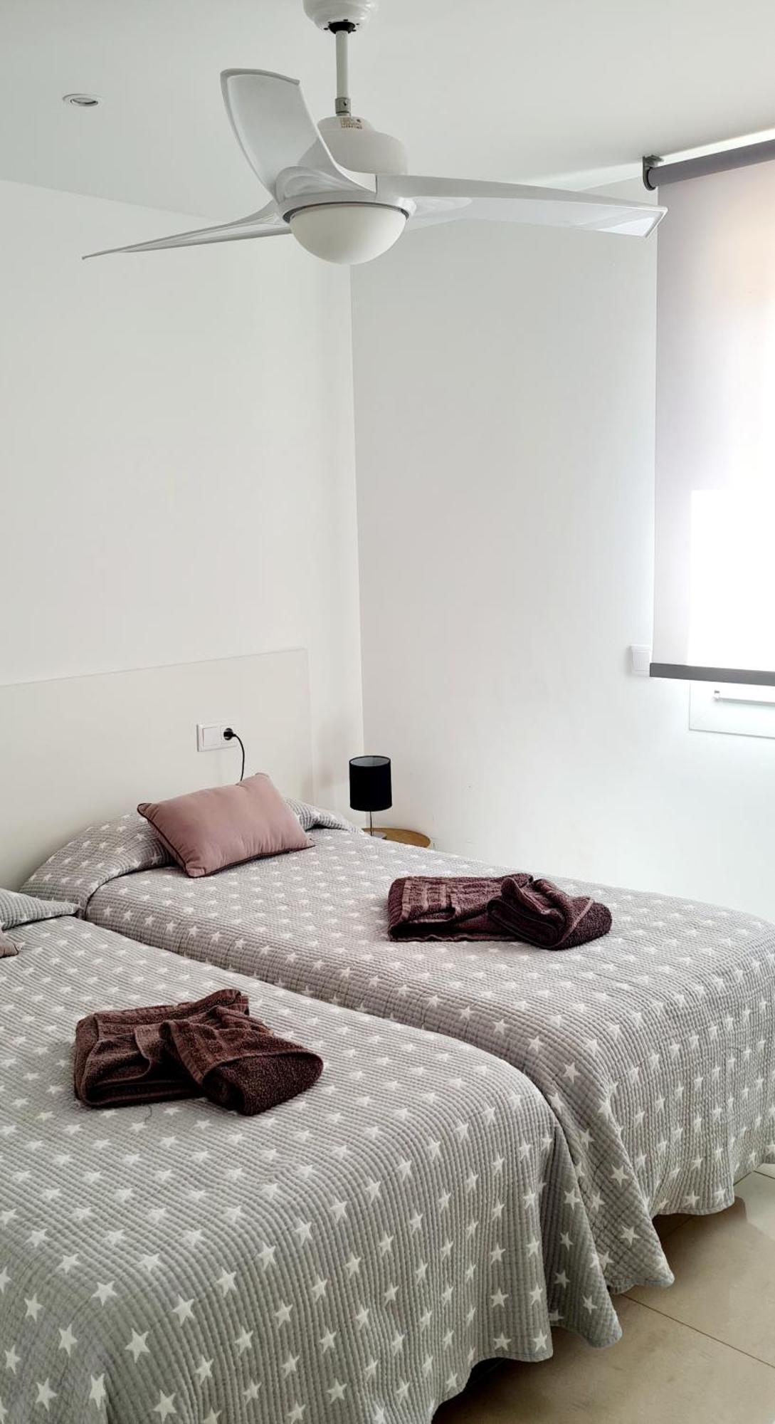 Cap Ras 40 A Villa Емпуриабрава Екстериор снимка